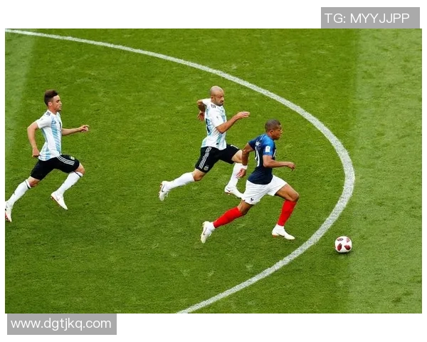 英格兰与阿根廷1986年世界杯经典对决回顾与分析