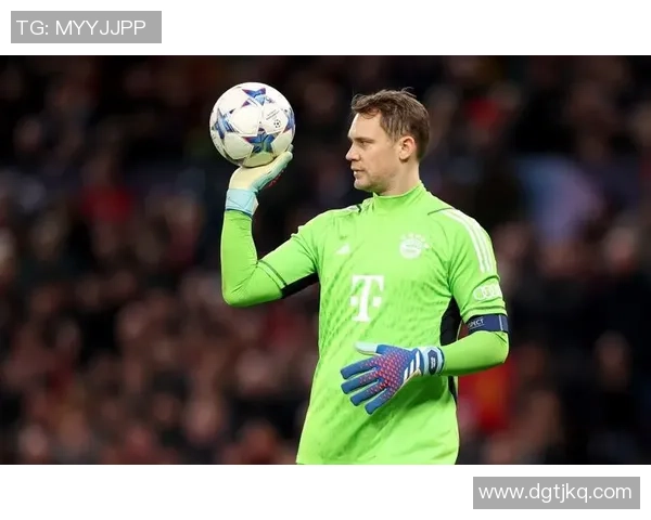 诺伊尔：从守门员到传奇，足球场上的不屈精神与无畏挑战